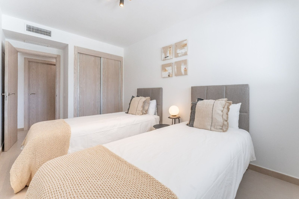 Se vende Apartamento Planta Baja de 2 dormitorios en Costa Del Sol, Málaga, España