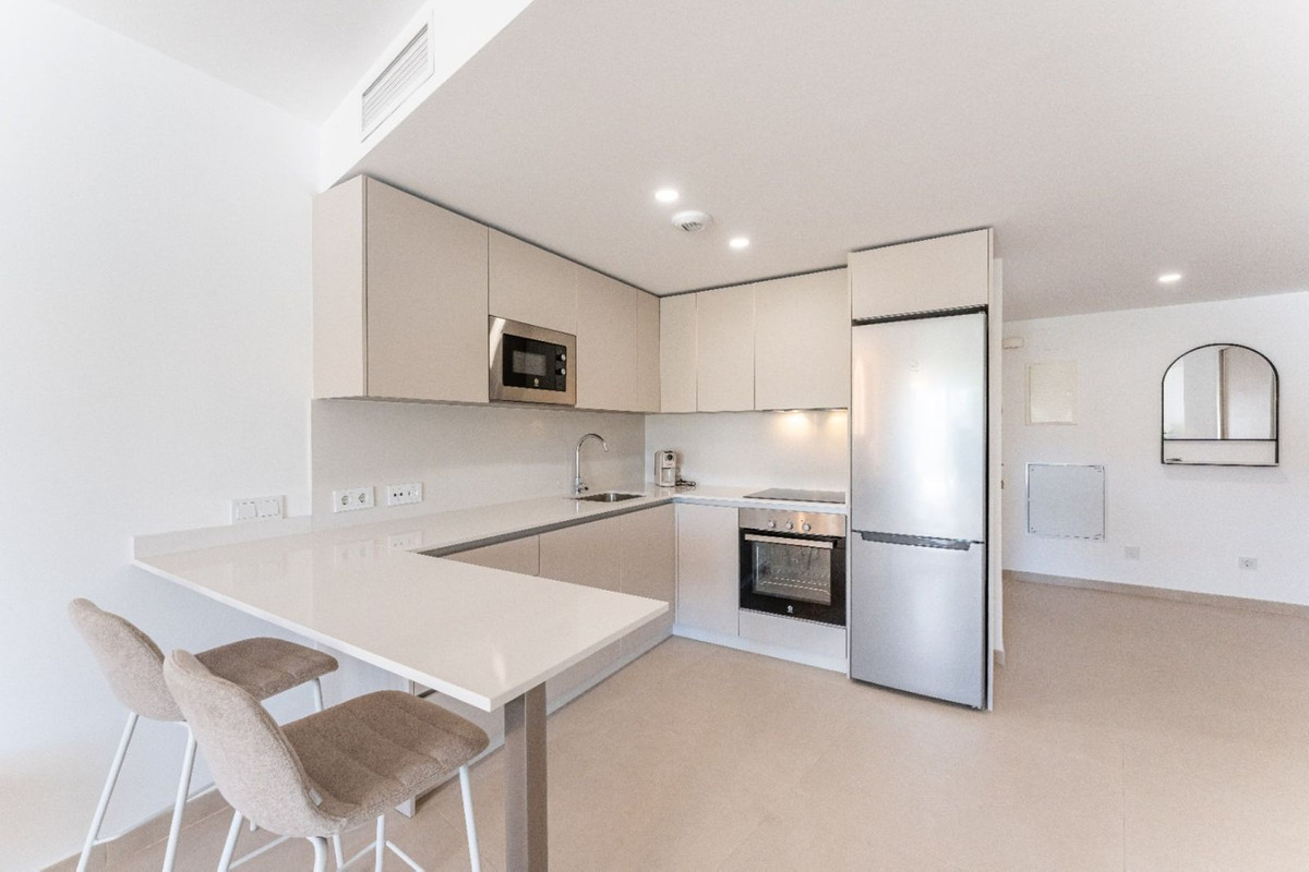 Se vende Apartamento Planta Baja de 2 dormitorios en Costa Del Sol, Málaga, España