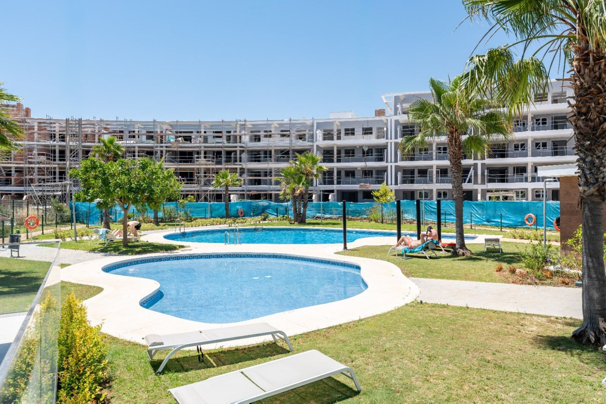 Se vende Apartamento Planta Baja de 2 dormitorios en Costa Del Sol, Málaga, España