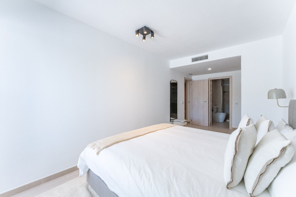 Se vende Apartamento Planta Baja de 2 dormitorios en Costa Del Sol, Málaga, España