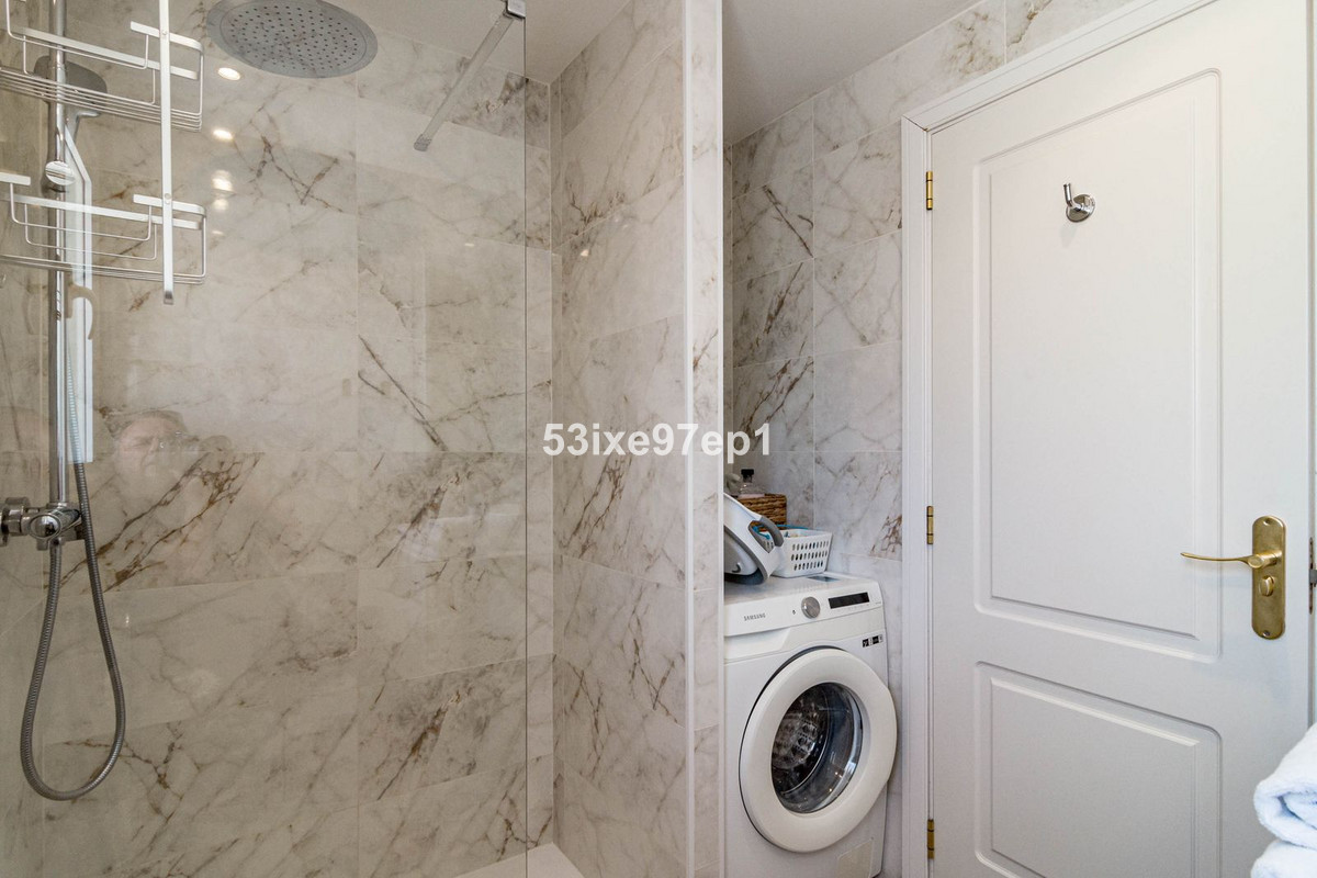 Se vende Ático de 2 dormitorios en Costa Del Sol, Málaga, España