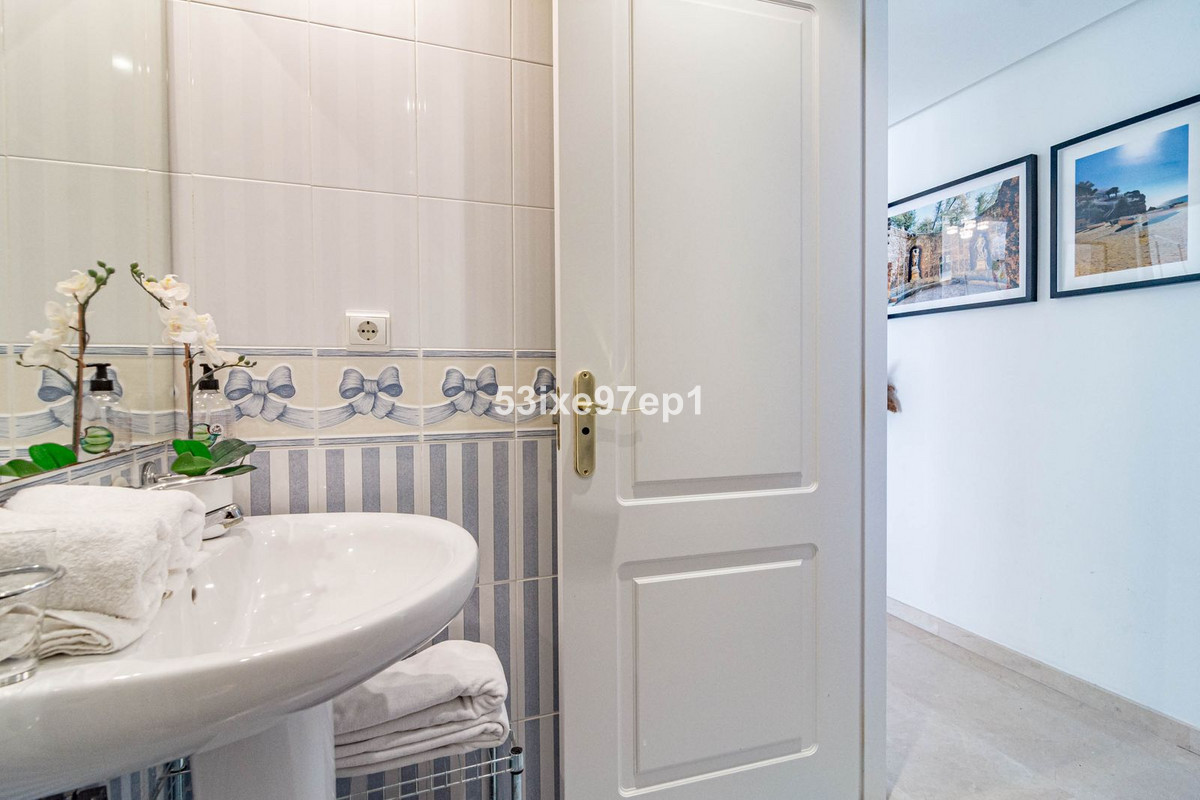 Se vende Ático de 2 dormitorios en Costa Del Sol, Málaga, España
