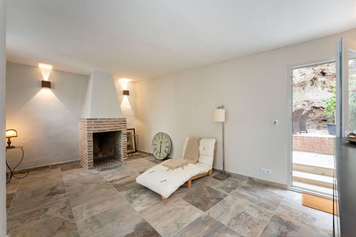 3 Bed Townhouse for sale in Alhaurín El Grande Costa Del Sol, Málaga, Spain
