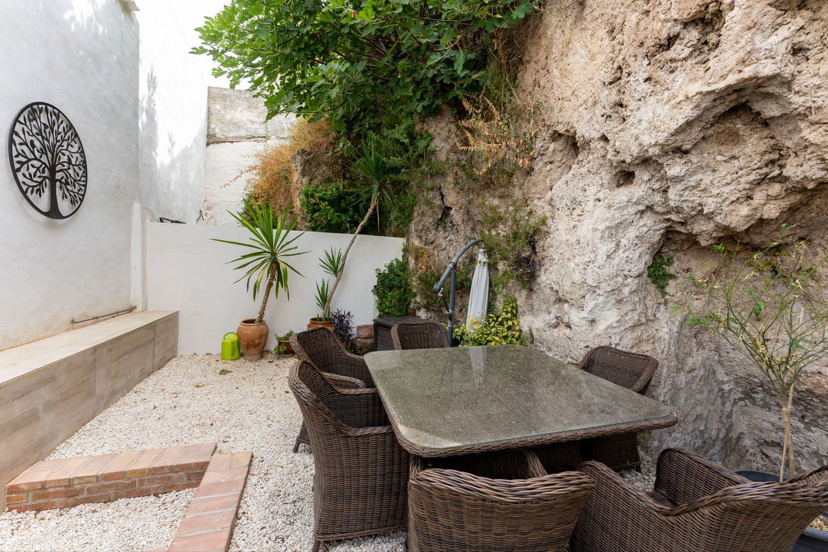 3 Bed Townhouse for sale in Alhaurín El Grande Costa Del Sol, Málaga, Spain