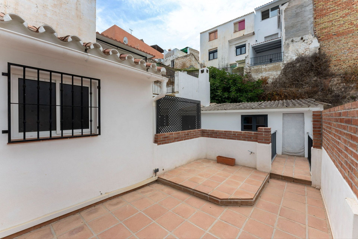 3 Bed Townhouse for sale in Alhaurín El Grande Costa Del Sol, Málaga, Spain