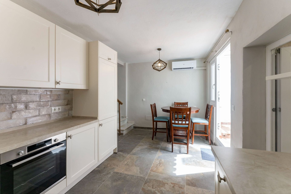 3 Bed Townhouse for sale in Alhaurín El Grande Costa Del Sol, Málaga, Spain
