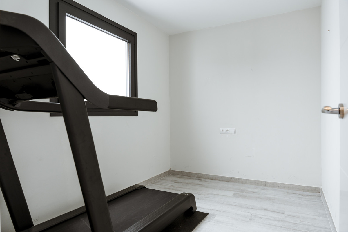 4 Bed Townhouse for sale in La Mairena Costa Del Sol, Málaga, Spain