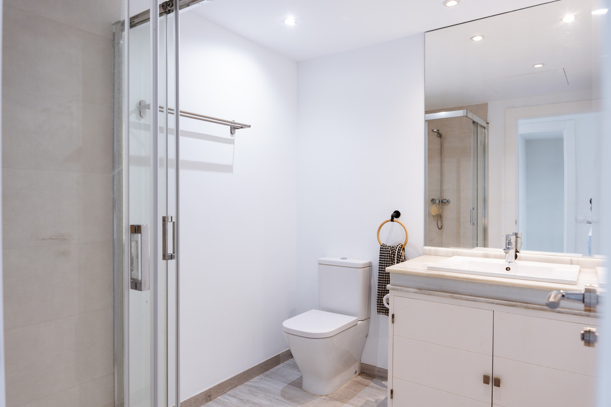 4 Bed Townhouse for sale in La Mairena Costa Del Sol, Málaga, Spain
