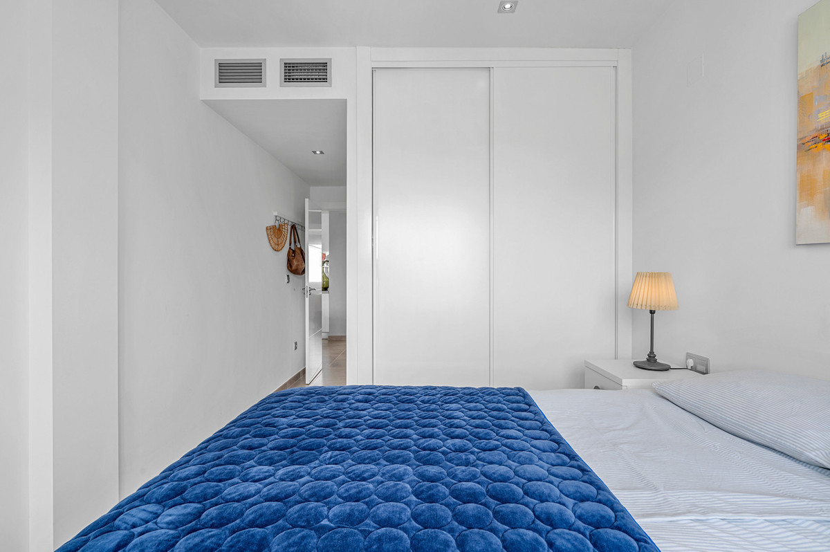 Se vende Bungalow de 2 dormitorios en Costa Blanca, Alicante, España