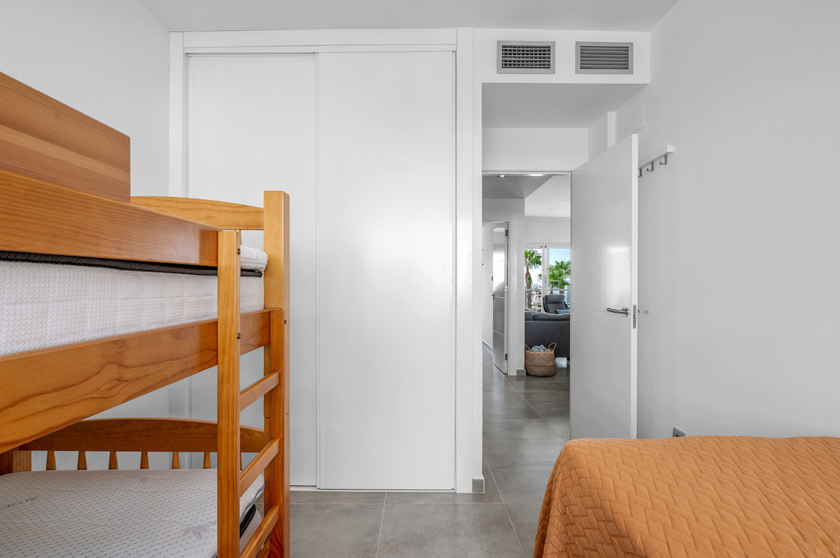 Se vende Bungalow de 2 dormitorios en Costa Blanca, Alicante, España