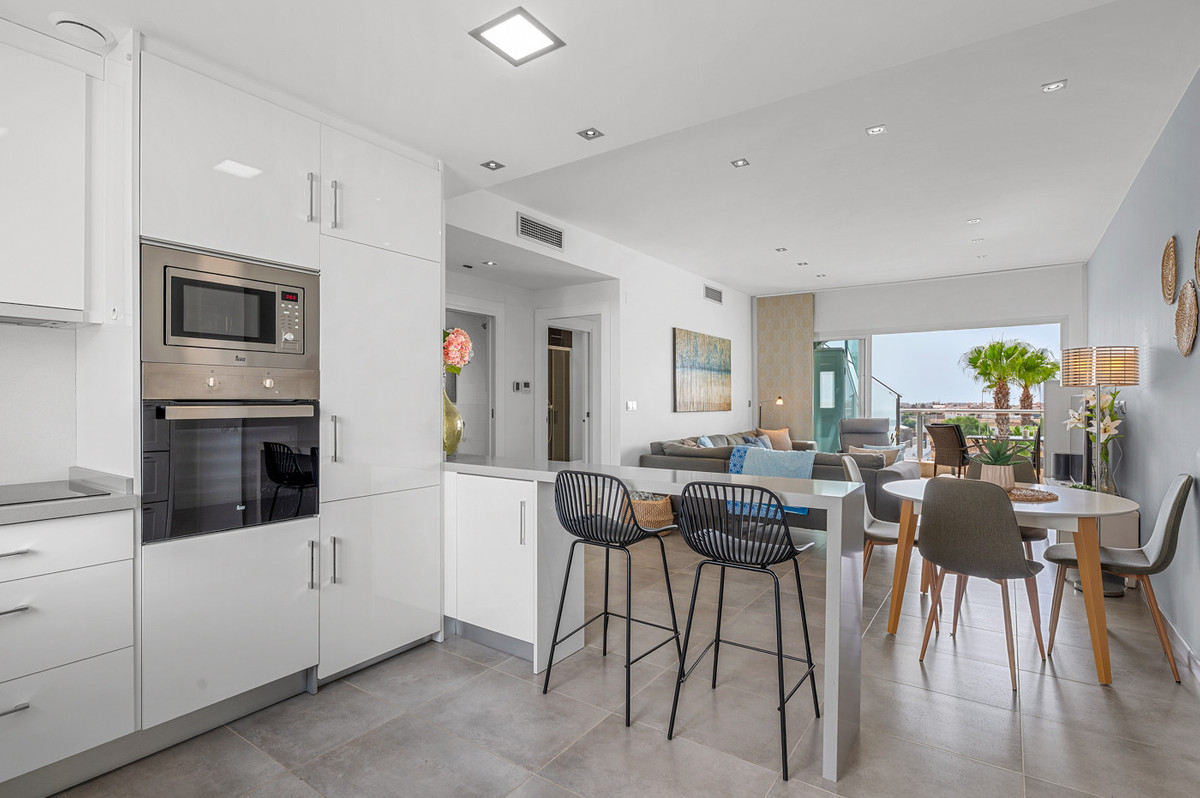 Se vende Bungalow de 2 dormitorios en Costa Blanca, Alicante, España