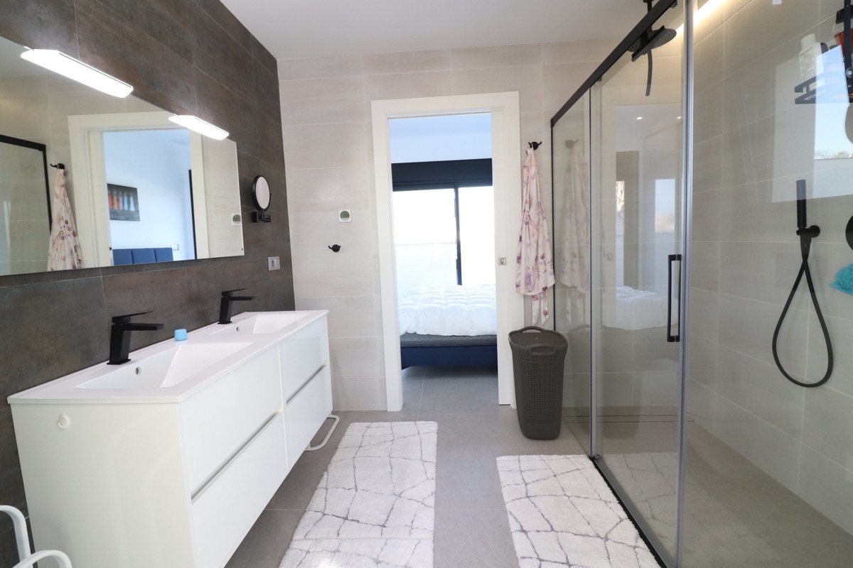 3 Bed Townhouse for sale in Formentera Del Segura Costa Blanca, Alicante, Spain