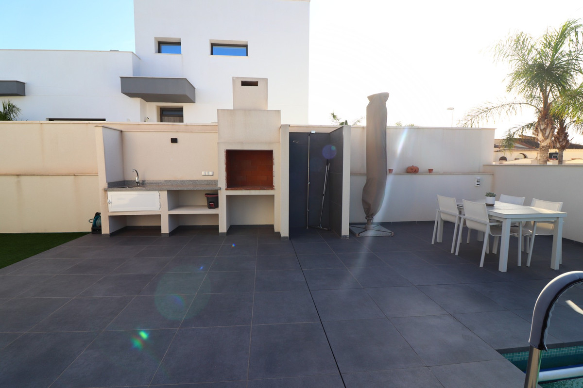 3 Bed Townhouse for sale in Formentera Del Segura Costa Blanca, Alicante, Spain