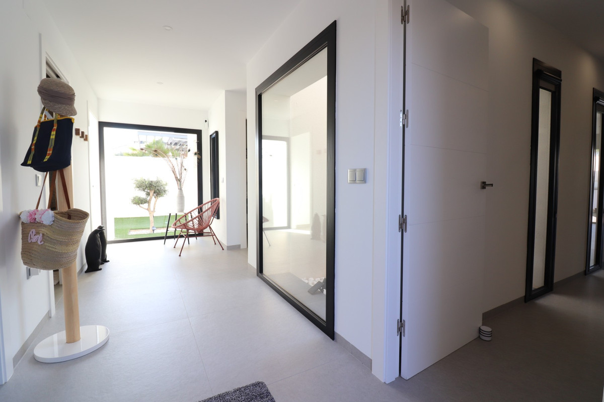 3 Bed Townhouse for sale in Formentera Del Segura Costa Blanca, Alicante, Spain