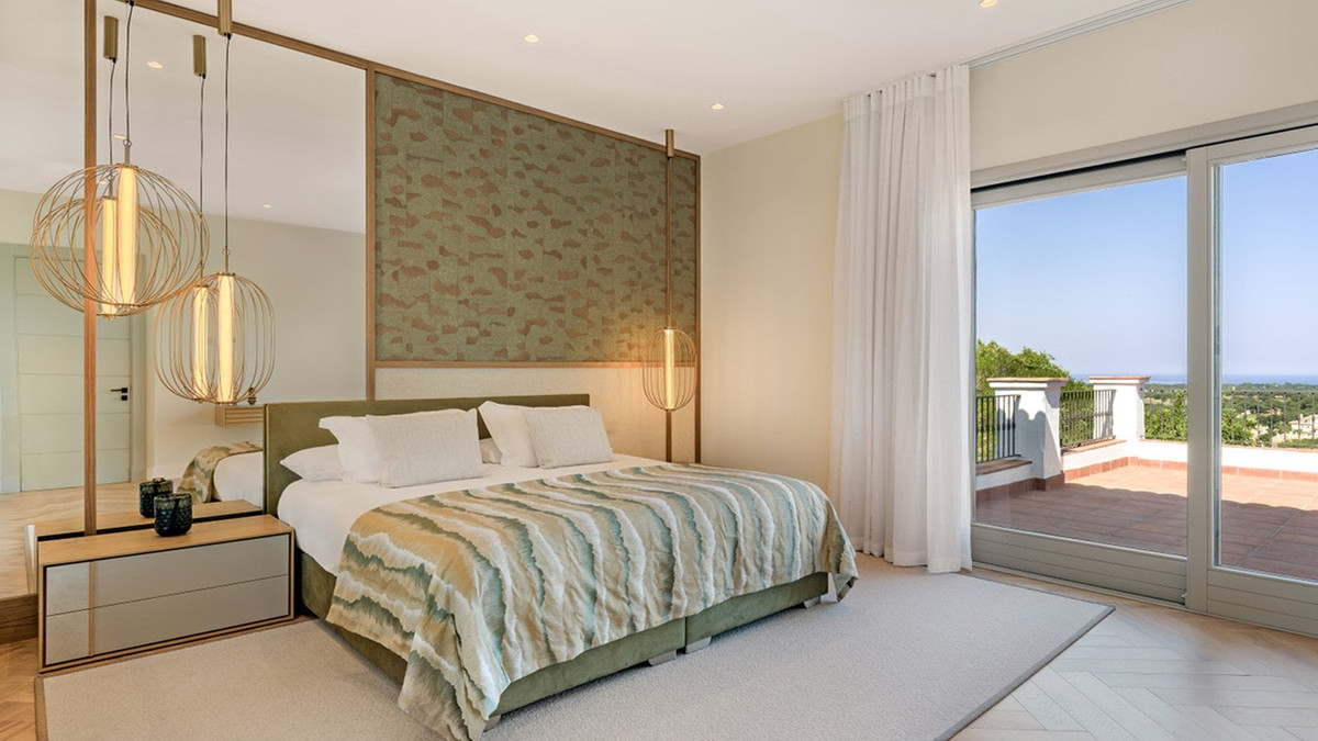6 Bed Townhouse for sale in Sotogrande Costa Del Sol, Cádiz, Spain