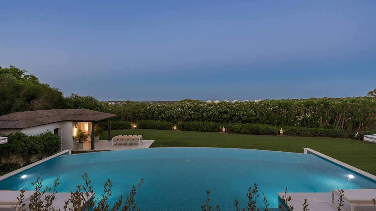 6 Bed Townhouse for sale in Sotogrande Costa Del Sol, Cádiz, Spain