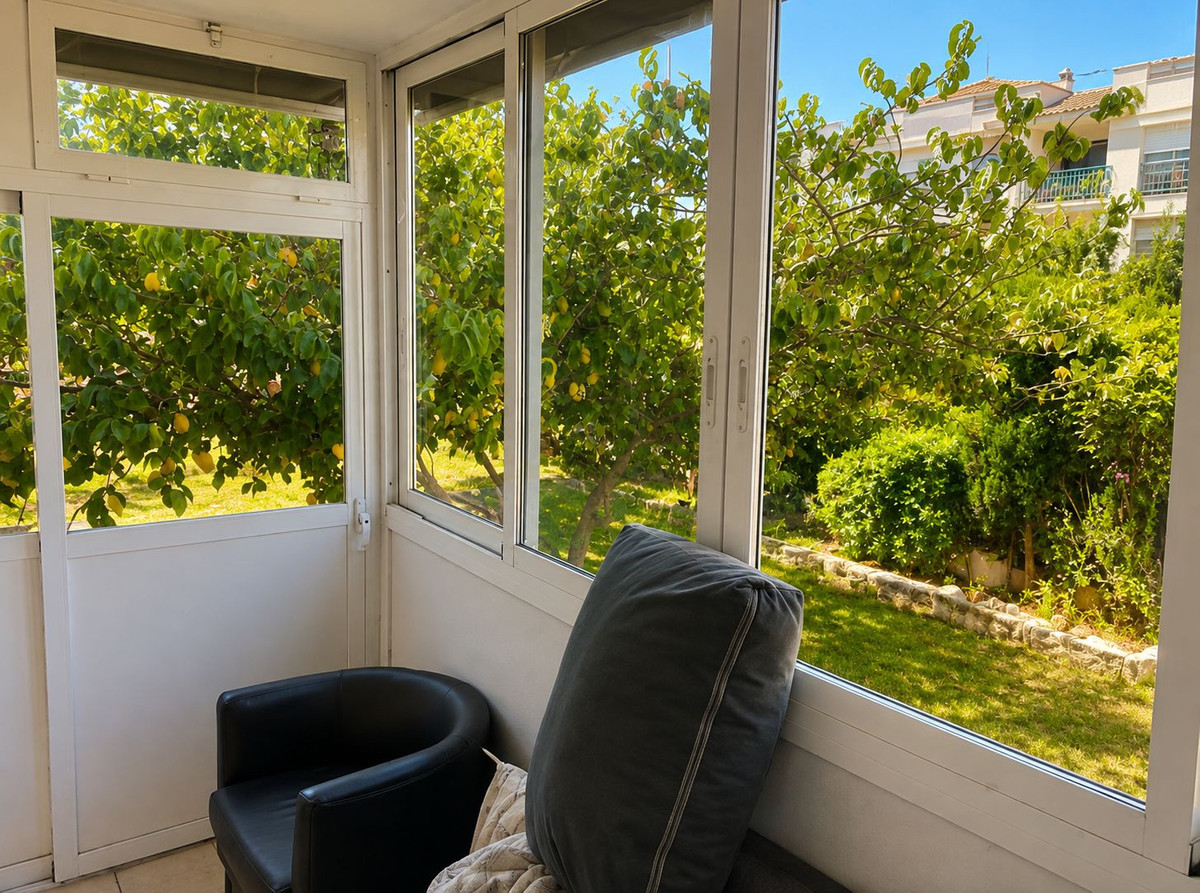 Se vende Apartamento Planta Baja de 2 dormitorios en Costa Del Sol, Málaga, España