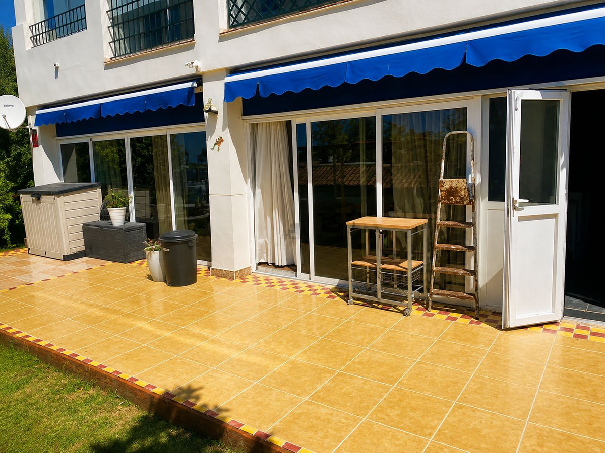 Se vende Apartamento Planta Baja de 2 dormitorios en Costa Del Sol, Málaga, España