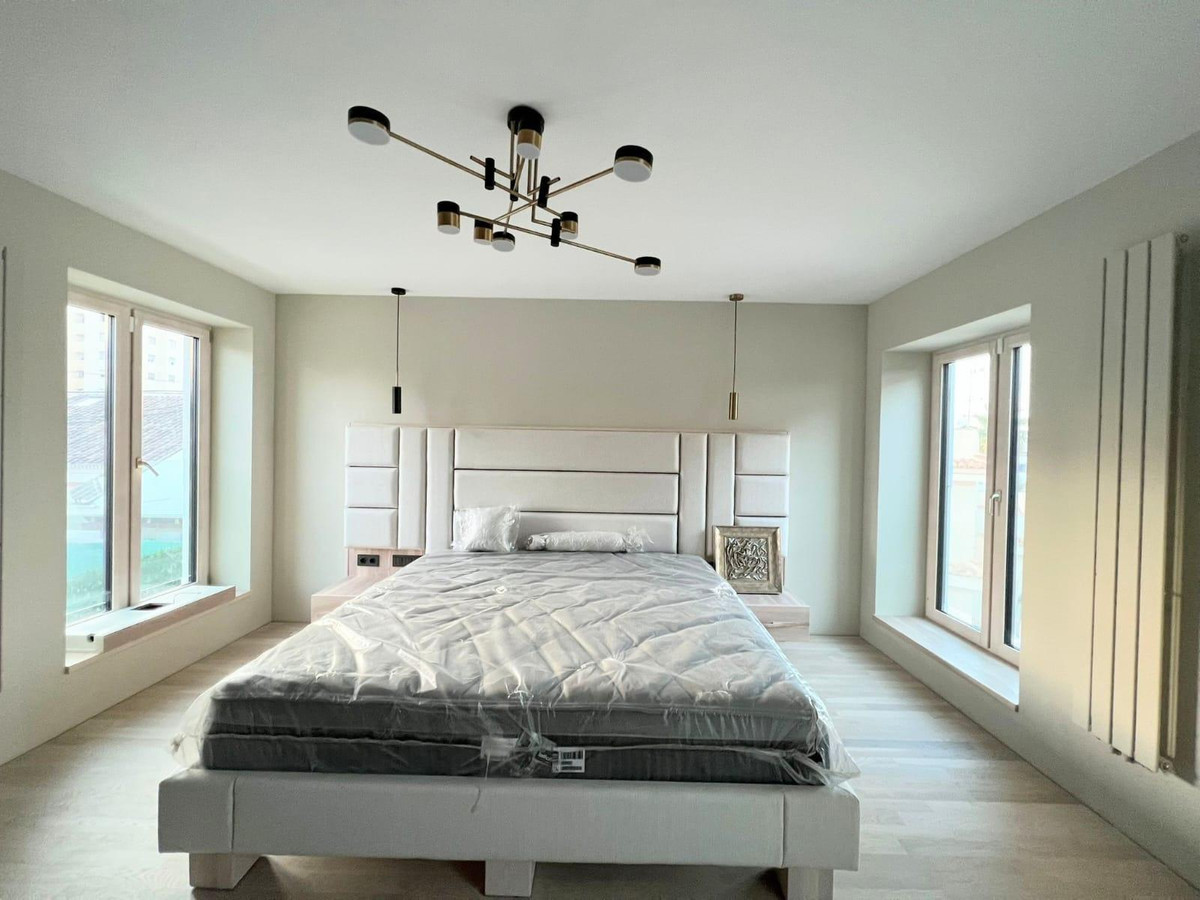 5 Bed Townhouse for sale in Benalmadena Costa Costa Del Sol, Málaga, Spain