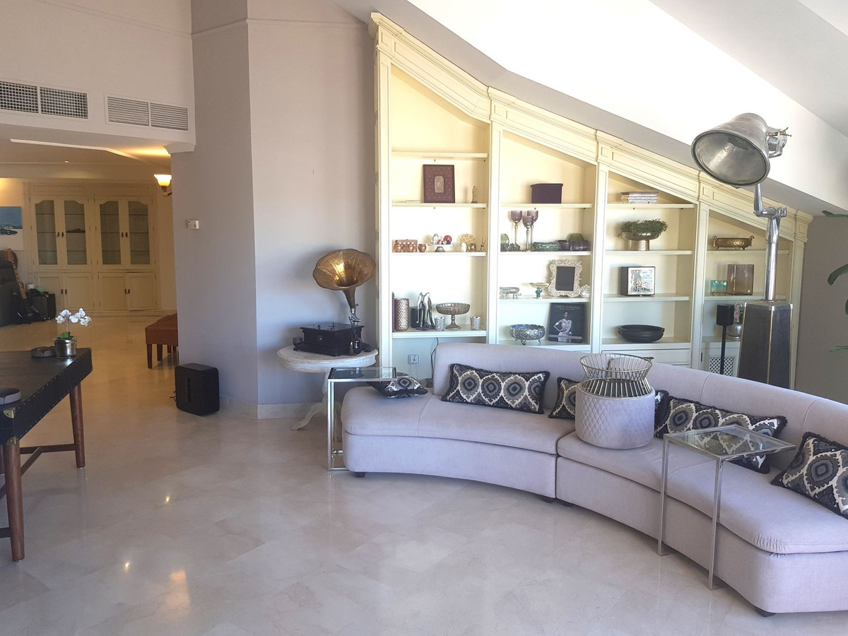 4 Bed Apartment for sale in Sotogrande Marina Costa Del Sol, Cádiz, Spain