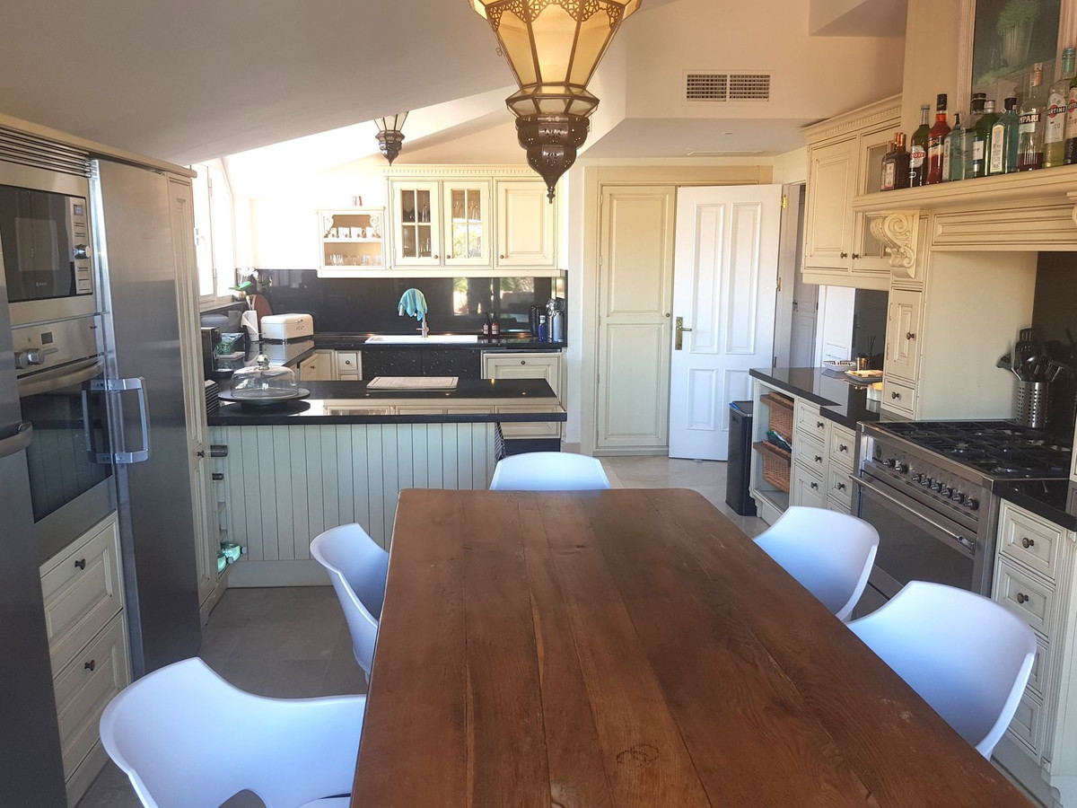 4 Bed Apartment for sale in Sotogrande Marina Costa Del Sol, Cádiz, Spain