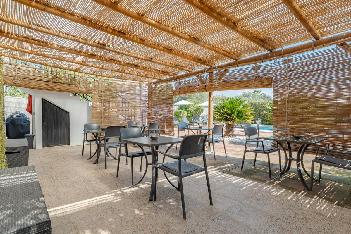 Se vende Villa - Chalet de 7 dormitorios en Costa Del Sol, Málaga, España