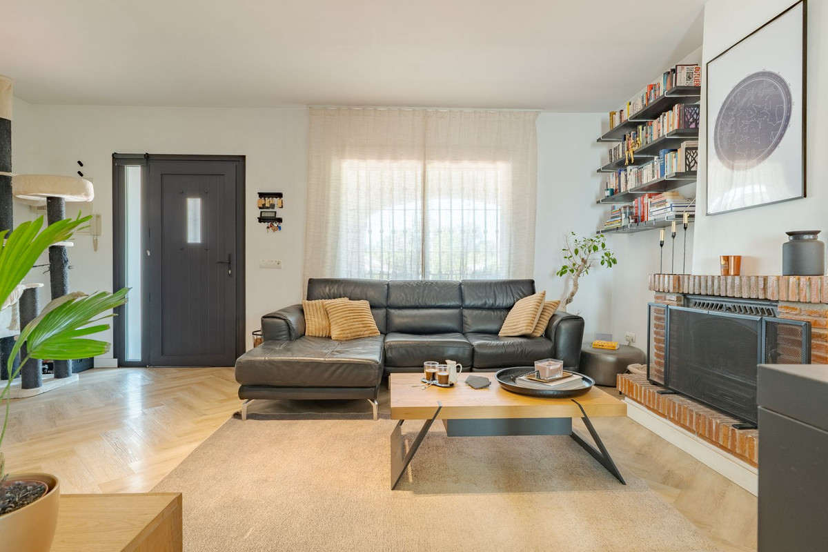 Se vende Villa - Chalet de 7 dormitorios en Costa Del Sol, Málaga, España