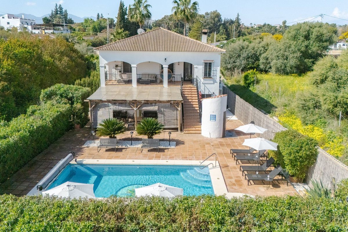 Se vende Villa - Chalet de 7 dormitorios en Costa Del Sol, Málaga, España