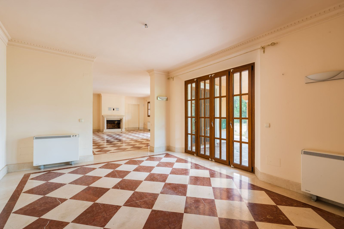 Se vende Villa - Chalet de 4 dormitorios en Costa Del Sol, Málaga, España