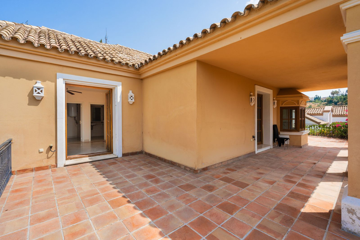 Se vende Villa - Chalet de 4 dormitorios en Costa Del Sol, Málaga, España