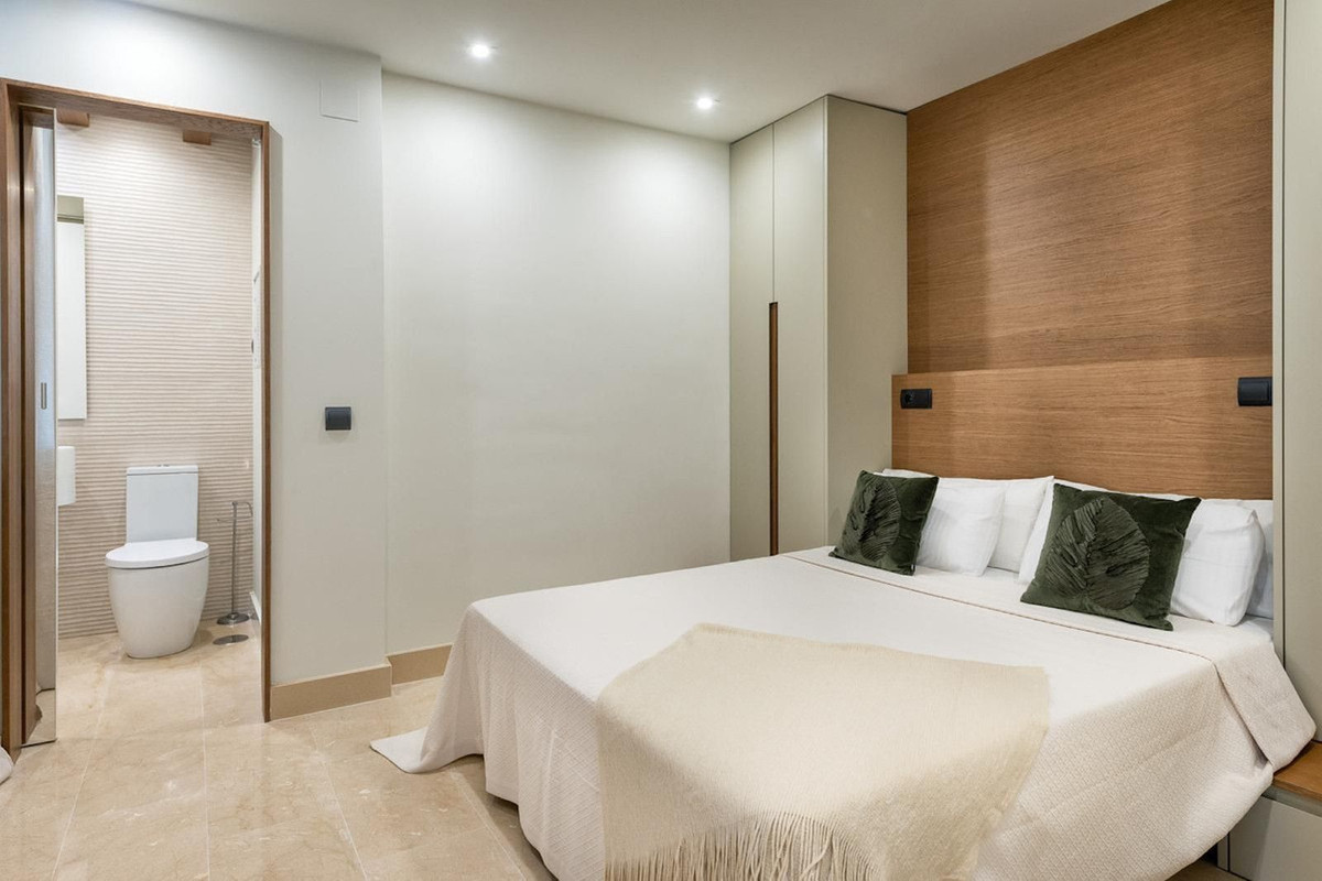 Se vende Apartamento Planta Baja de 2 dormitorios en Costa Del Sol, Málaga, España