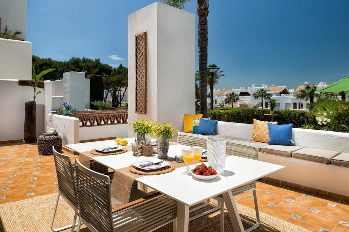 Se vende Apartamento Planta Baja de 2 dormitorios en Costa Del Sol, Málaga, España