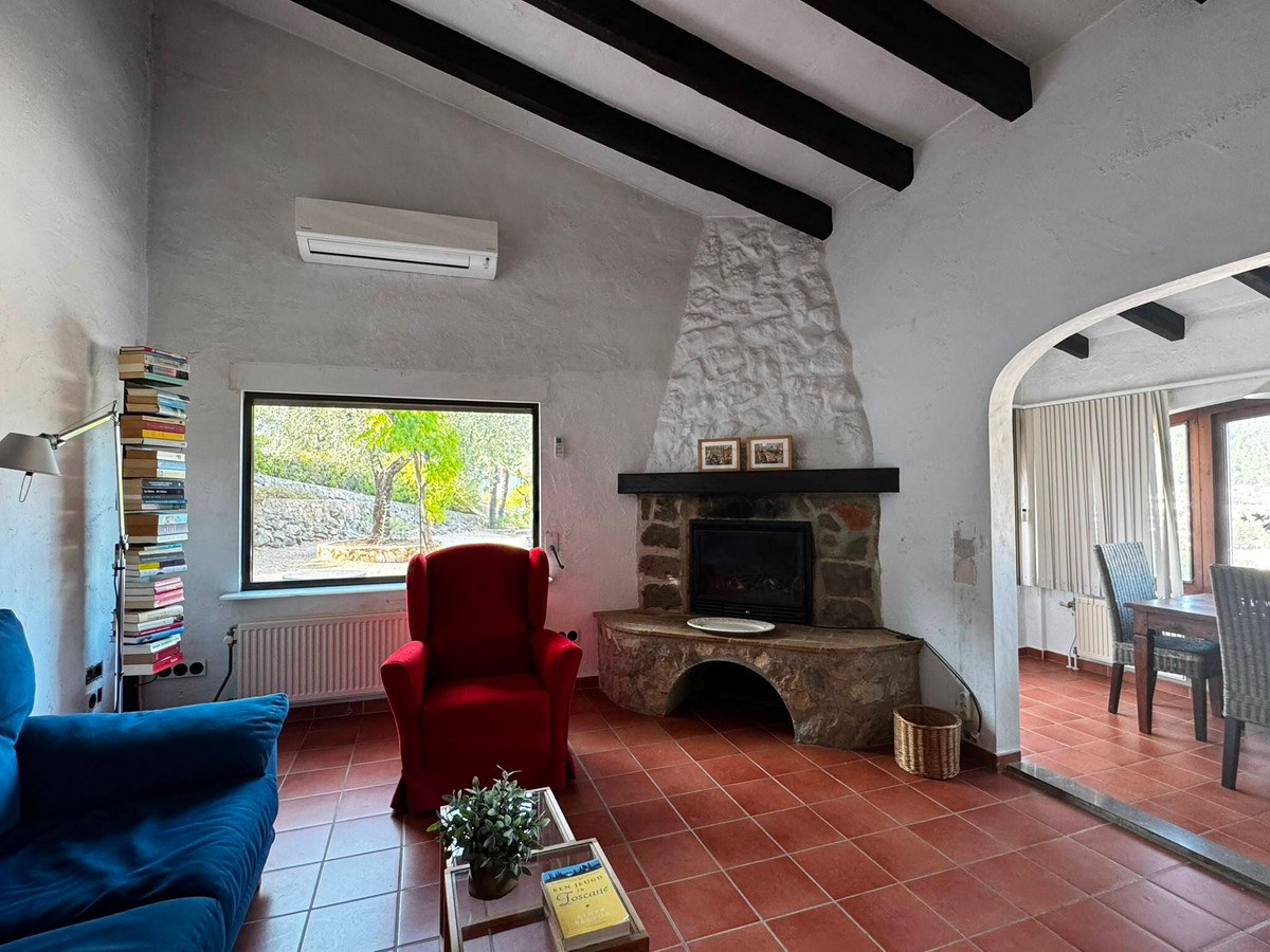 2 Bed Townhouse for sale in Orba Costa Blanca, Alicante, Spain