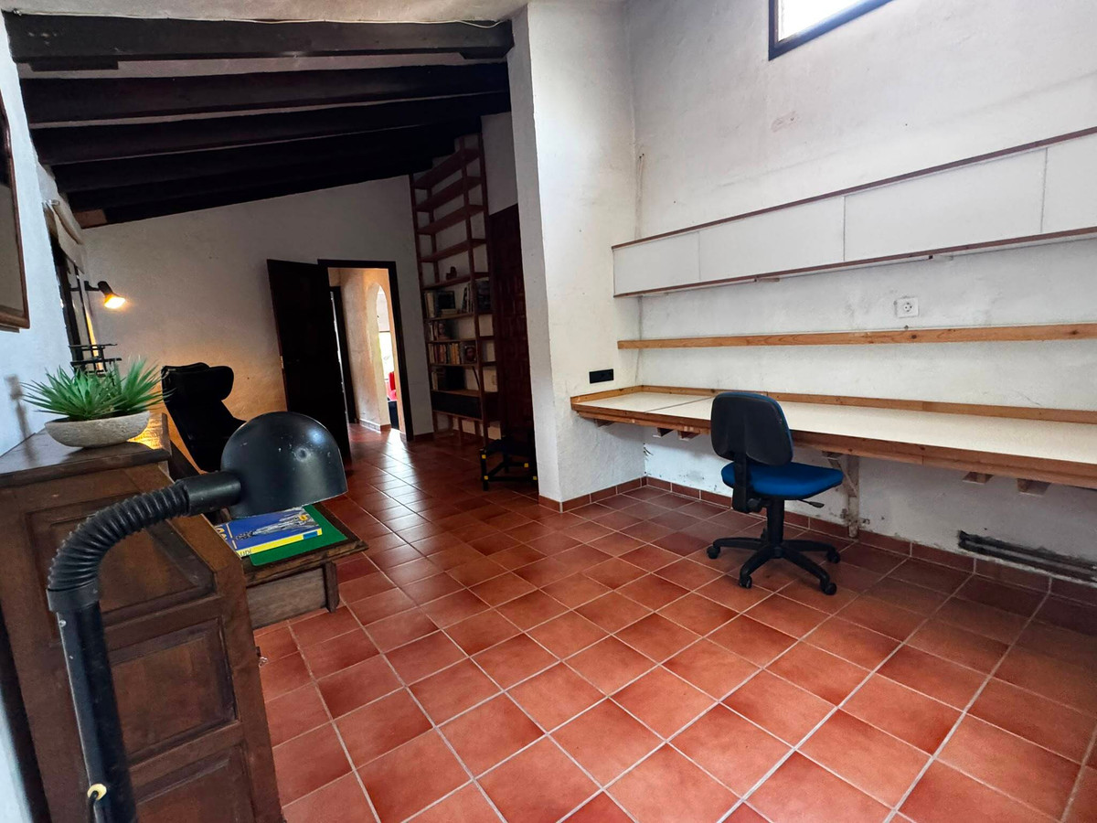 2 Bed Townhouse for sale in Orba Costa Blanca, Alicante, Spain