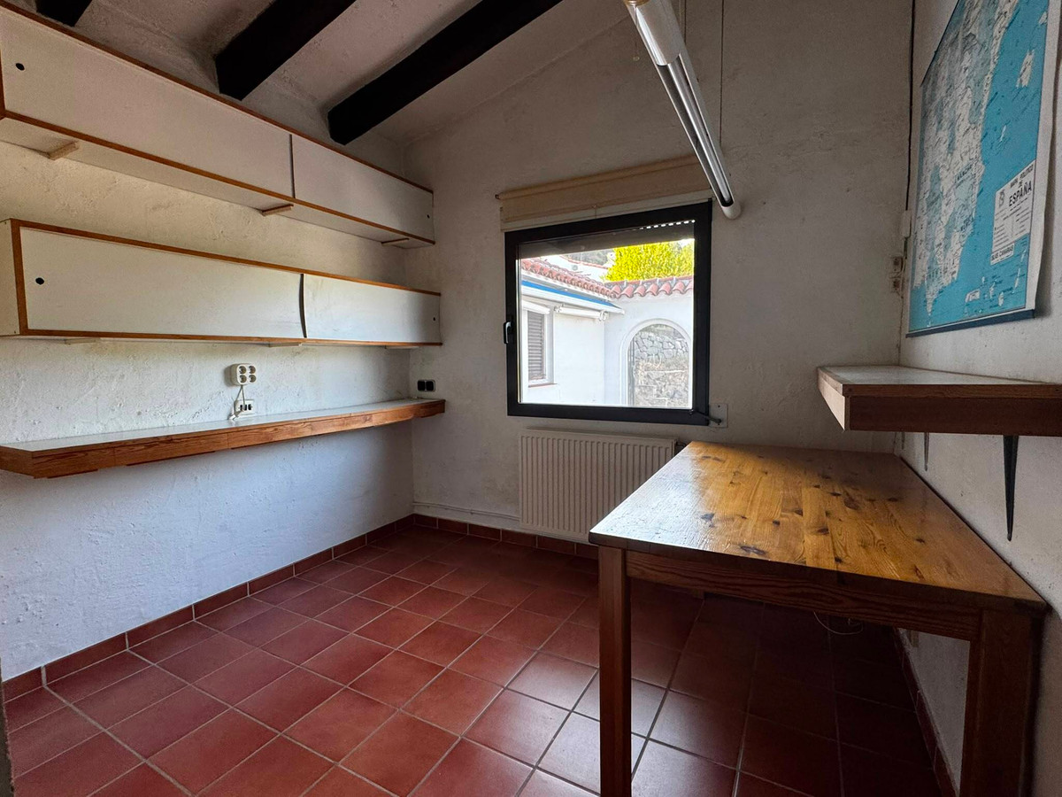 2 Bed Townhouse for sale in Orba Costa Blanca, Alicante, Spain