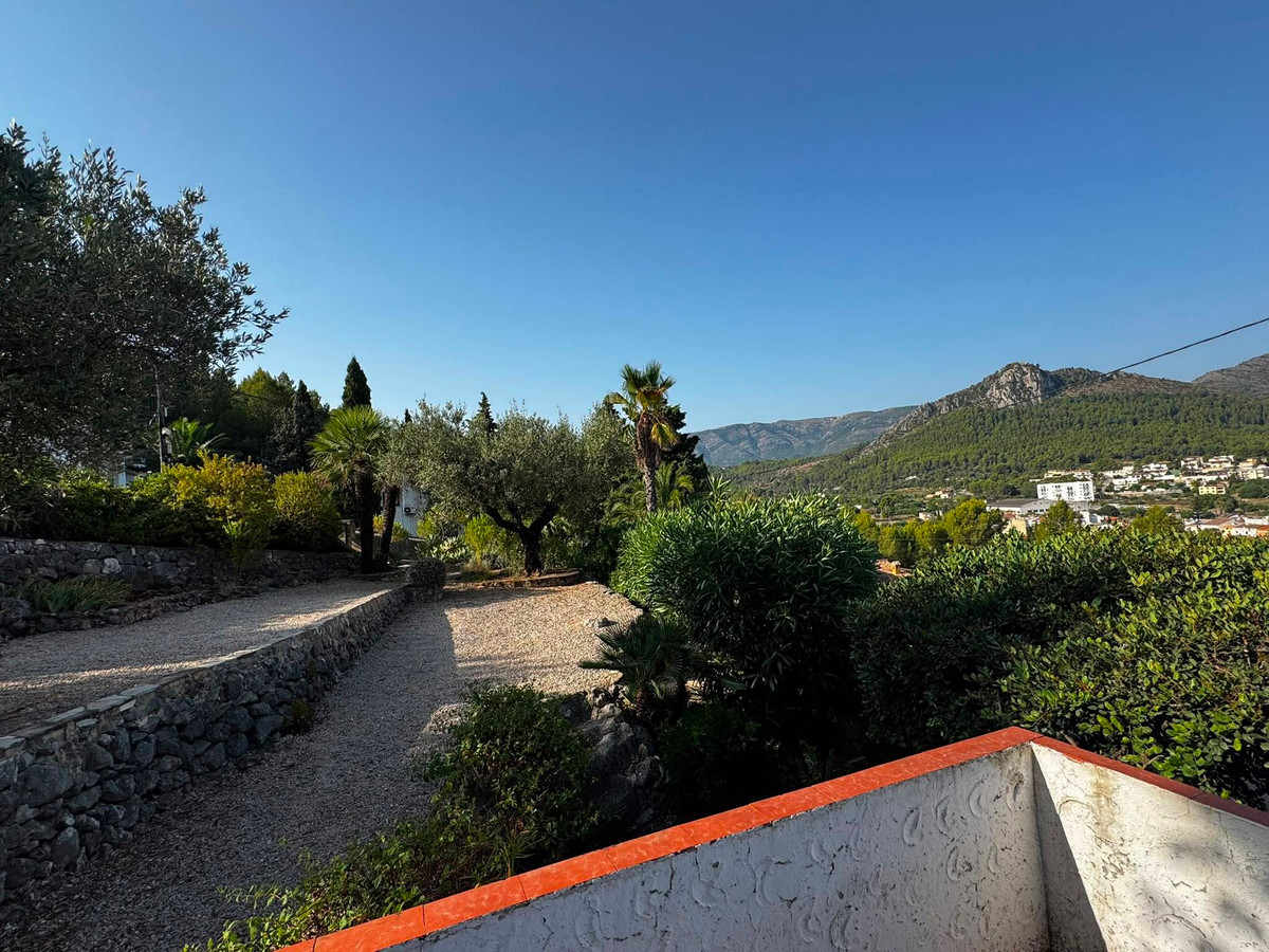 2 Bed Townhouse for sale in Orba Costa Blanca, Alicante, Spain