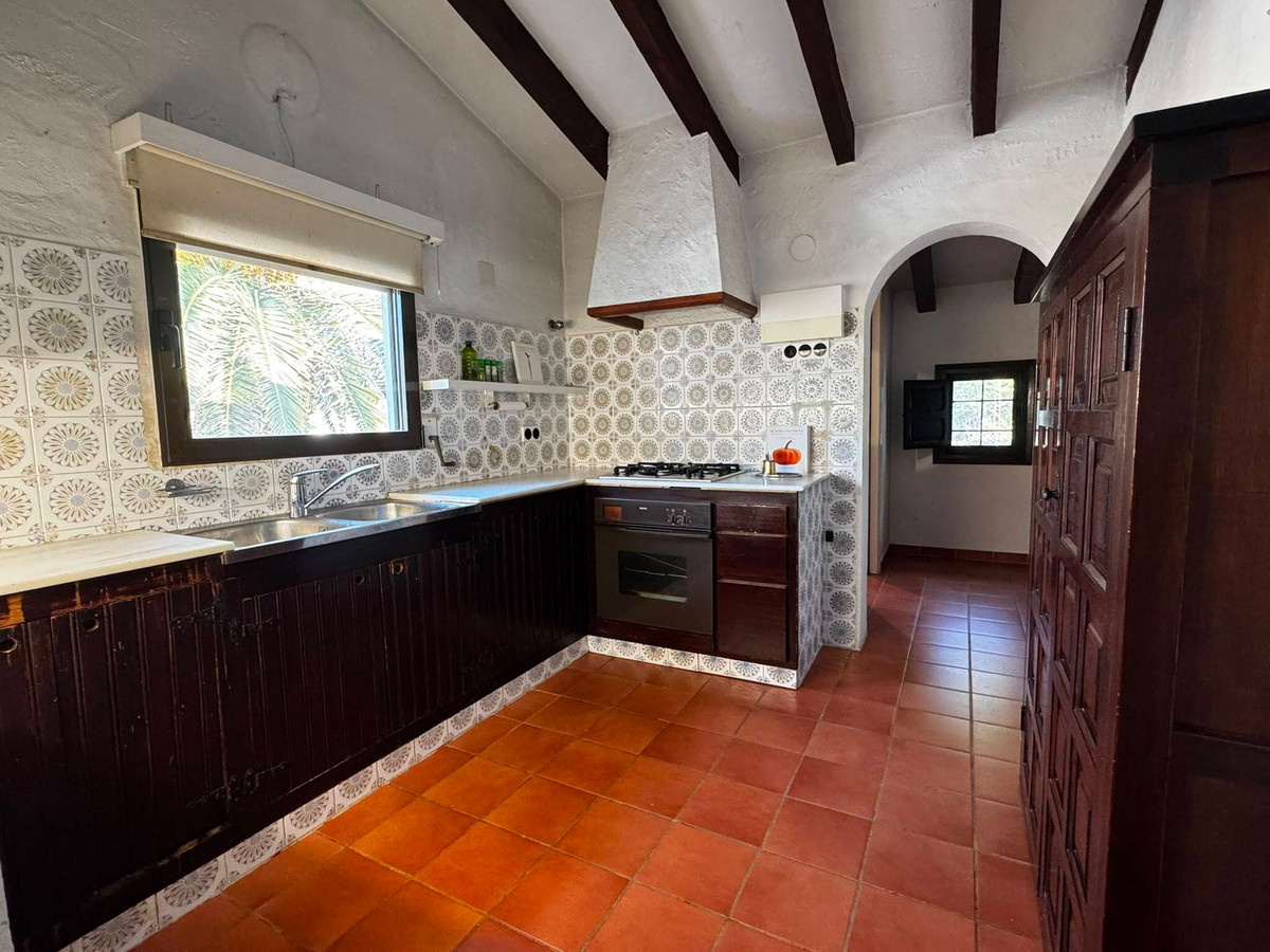 2 Bed Townhouse for sale in Orba Costa Blanca, Alicante, Spain