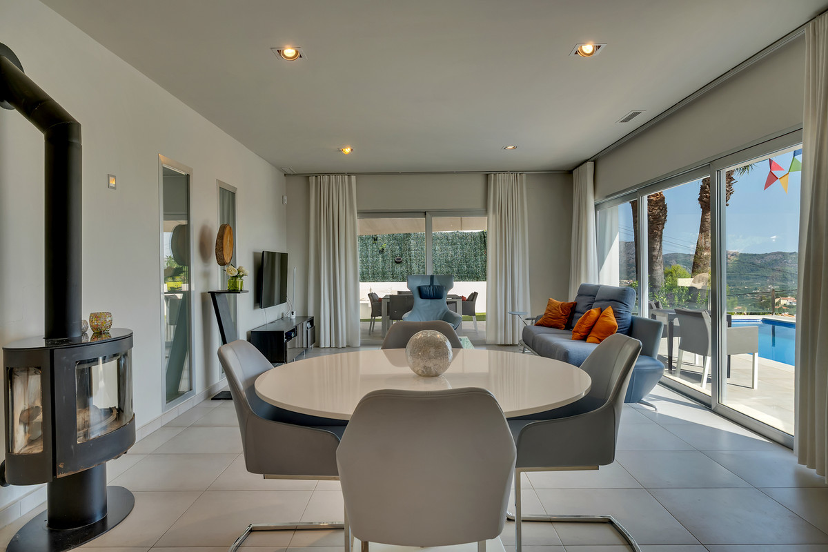 3 Bed Townhouse for sale in Orba Costa Blanca, Alicante, Spain