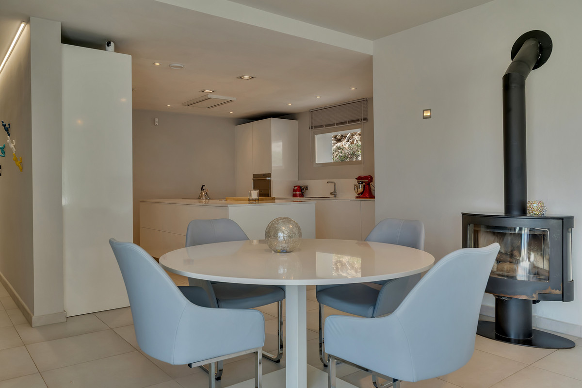 3 Bed Townhouse for sale in Orba Costa Blanca, Alicante, Spain