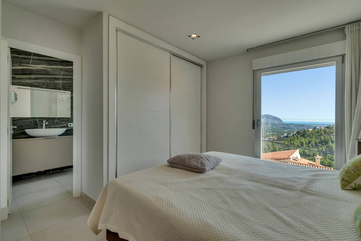 3 Bed Townhouse for sale in Orba Costa Blanca, Alicante, Spain