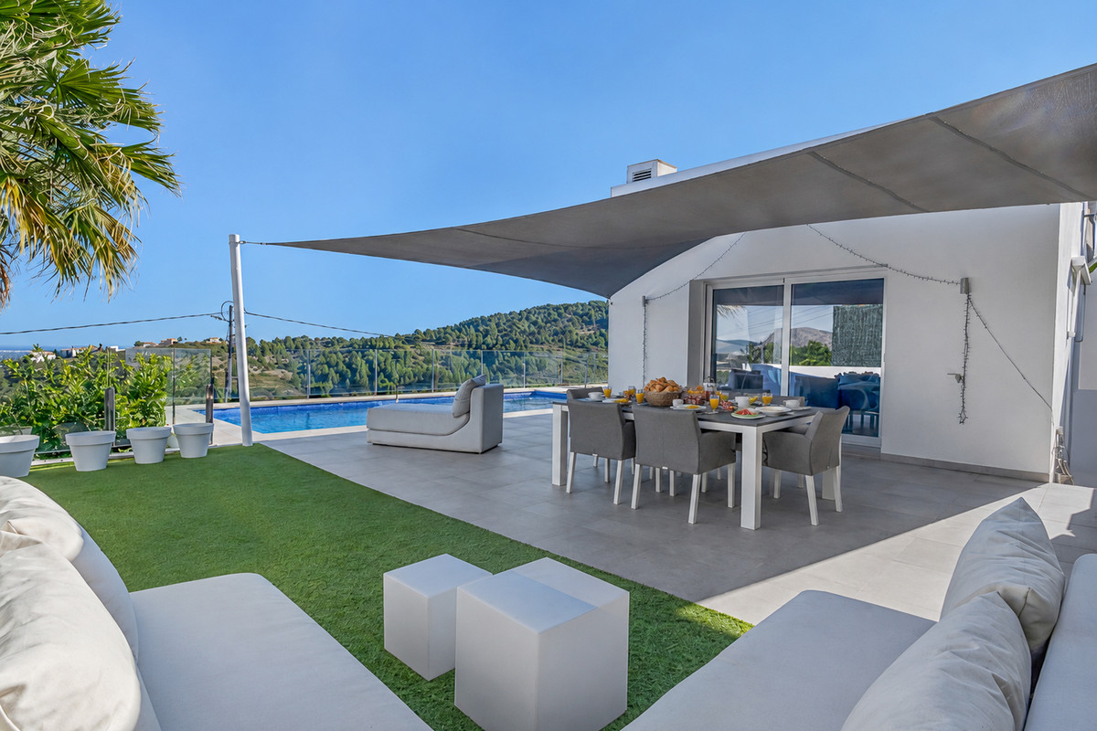 3 Bed Townhouse for sale in Orba Costa Blanca, Alicante, Spain