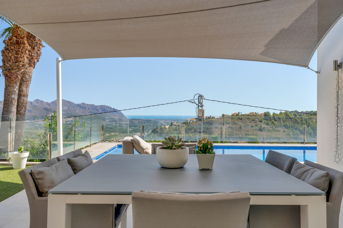 3 Bed Townhouse for sale in Orba Costa Blanca, Alicante, Spain