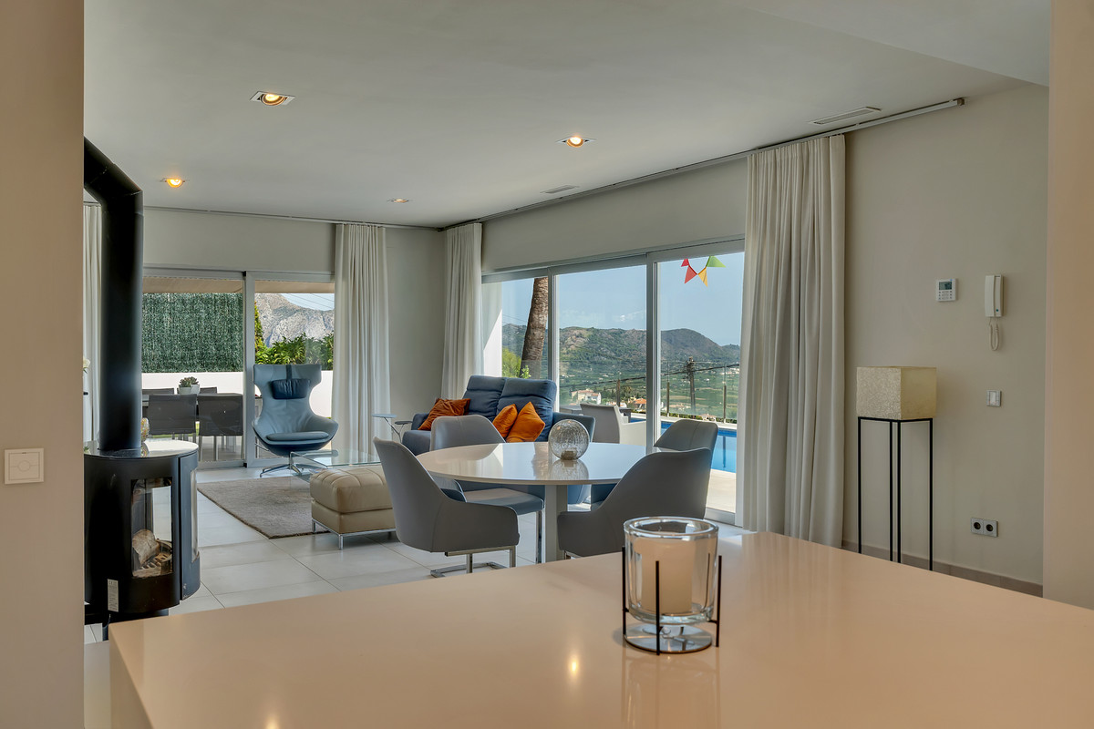 3 Bed Townhouse for sale in Orba Costa Blanca, Alicante, Spain