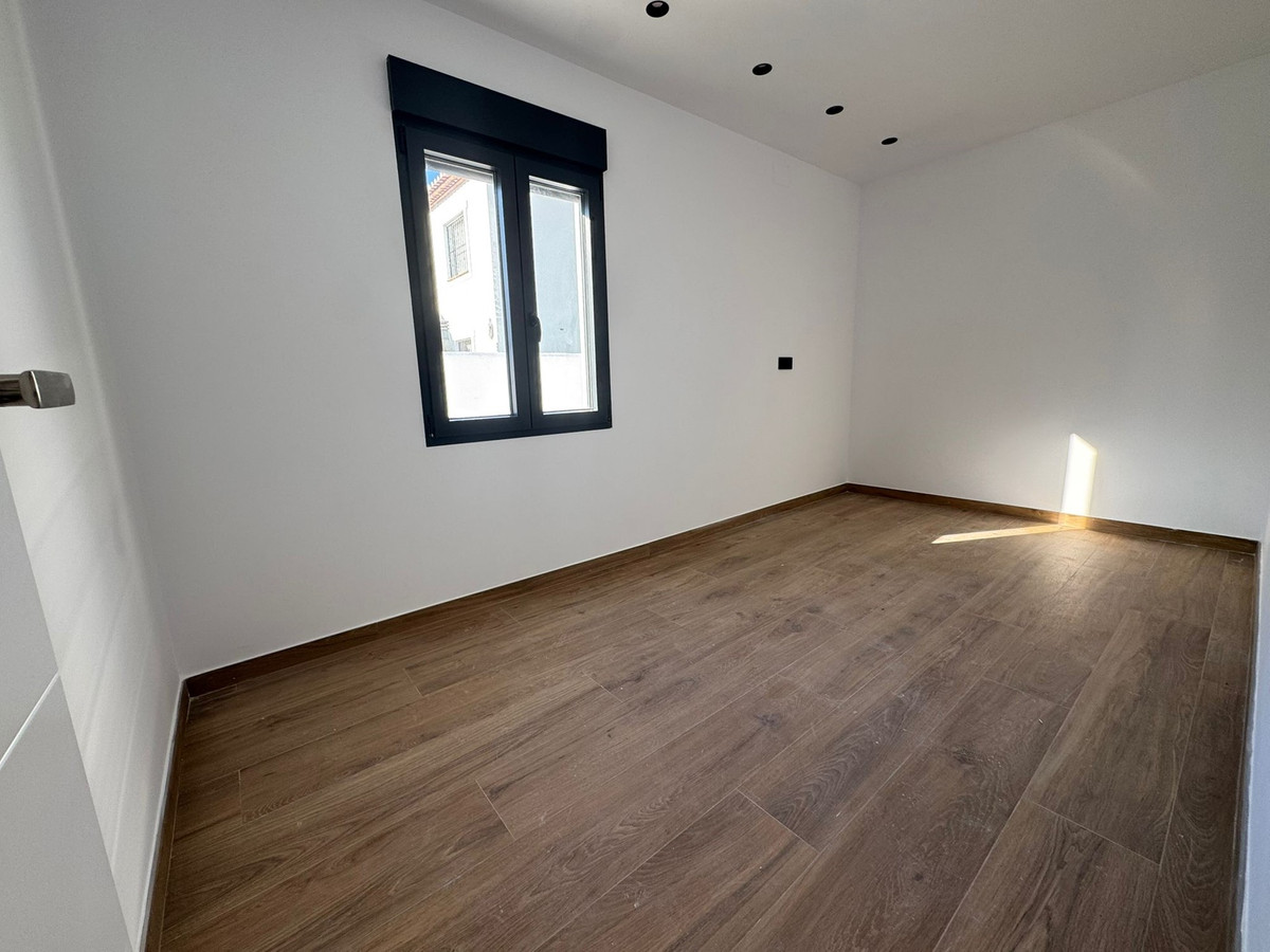 Se vende Villa - Chalet de 3 dormitorios en Costa Blanca, Alicante, España
