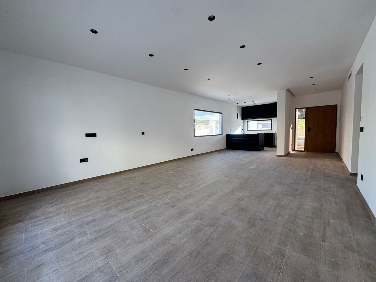 Se vende Villa - Chalet de 3 dormitorios en Costa Blanca, Alicante, España