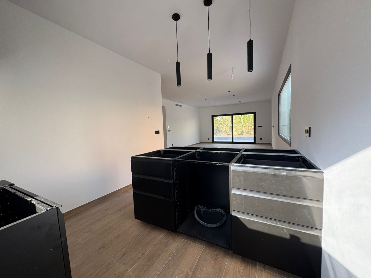 Se vende Villa - Chalet de 3 dormitorios en Costa Blanca, Alicante, España