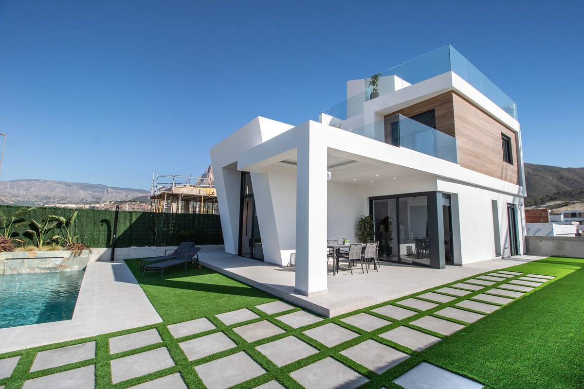 3 Bed Townhouse for sale in Finestrat Costa Blanca, Alicante, Spain