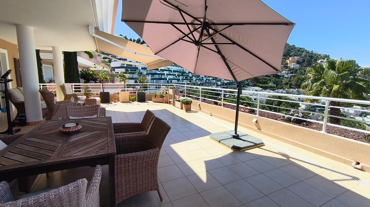 2 Bed Apartment for sale in La Sella Golf Costa Blanca, Alicante, Spain