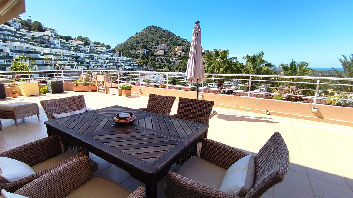 2 Bed Apartment for sale in La Sella Golf Costa Blanca, Alicante, Spain