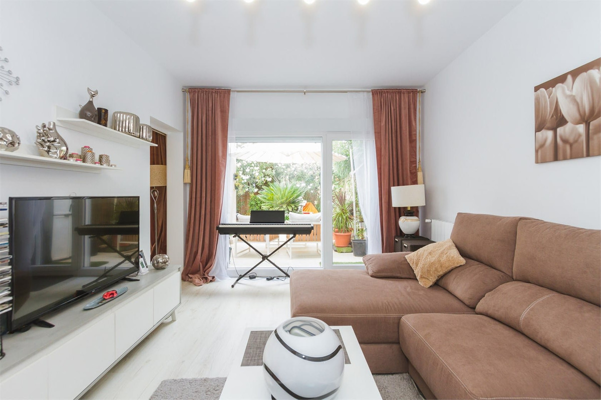 3 Bed Townhouse for sale in Pedreguer Costa Blanca, Alicante, Spain